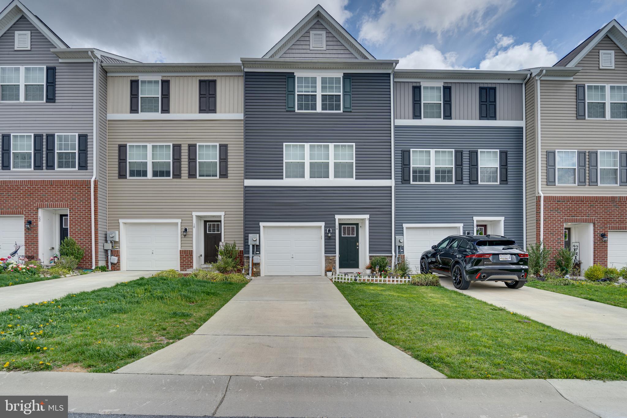 BERKELEY RIDGE - Residential