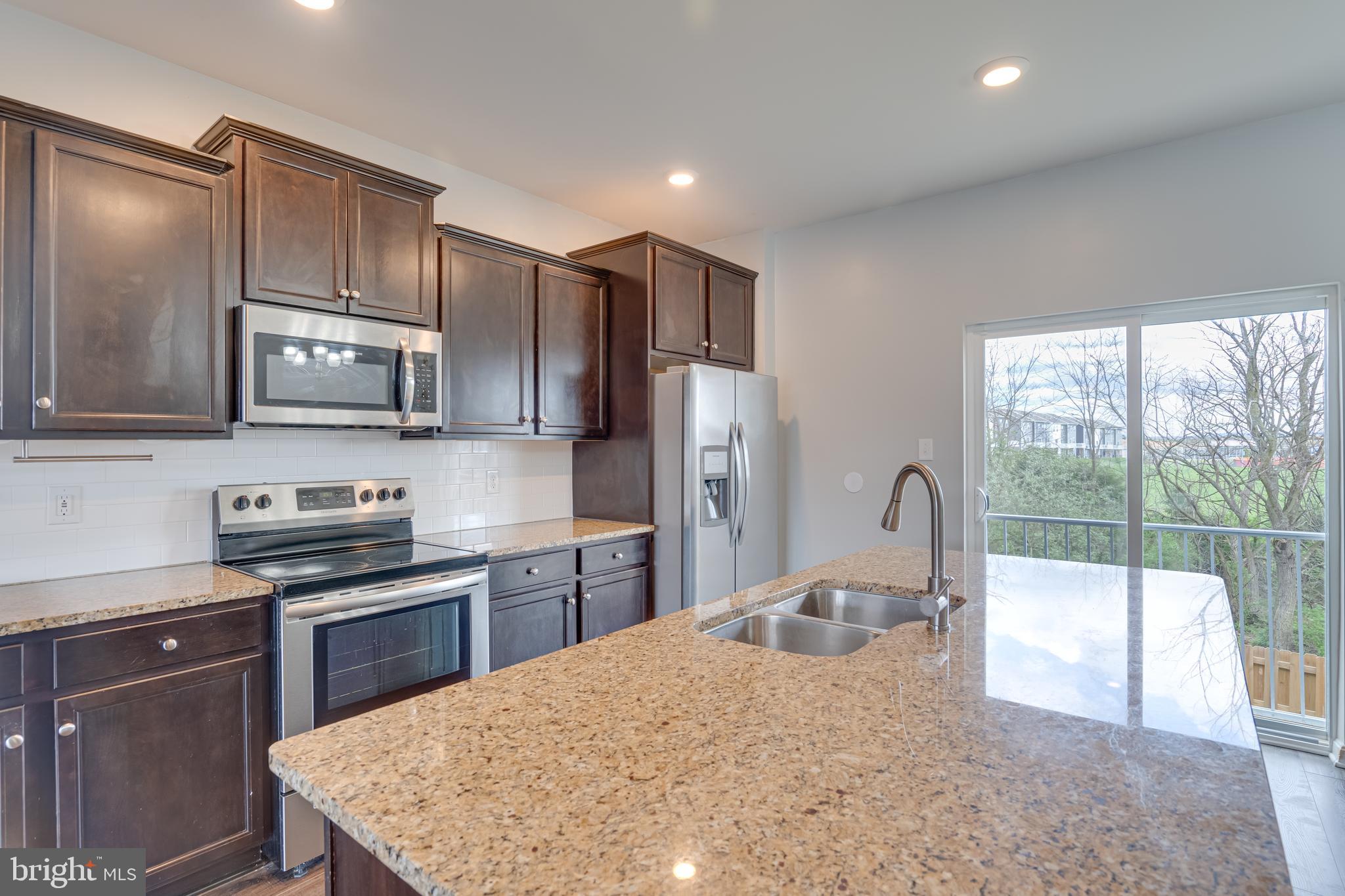 BERKELEY RIDGE - Residential