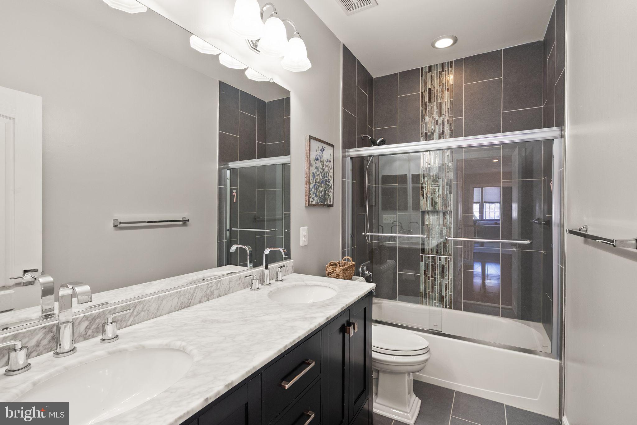 BRAMBLETON - Residential