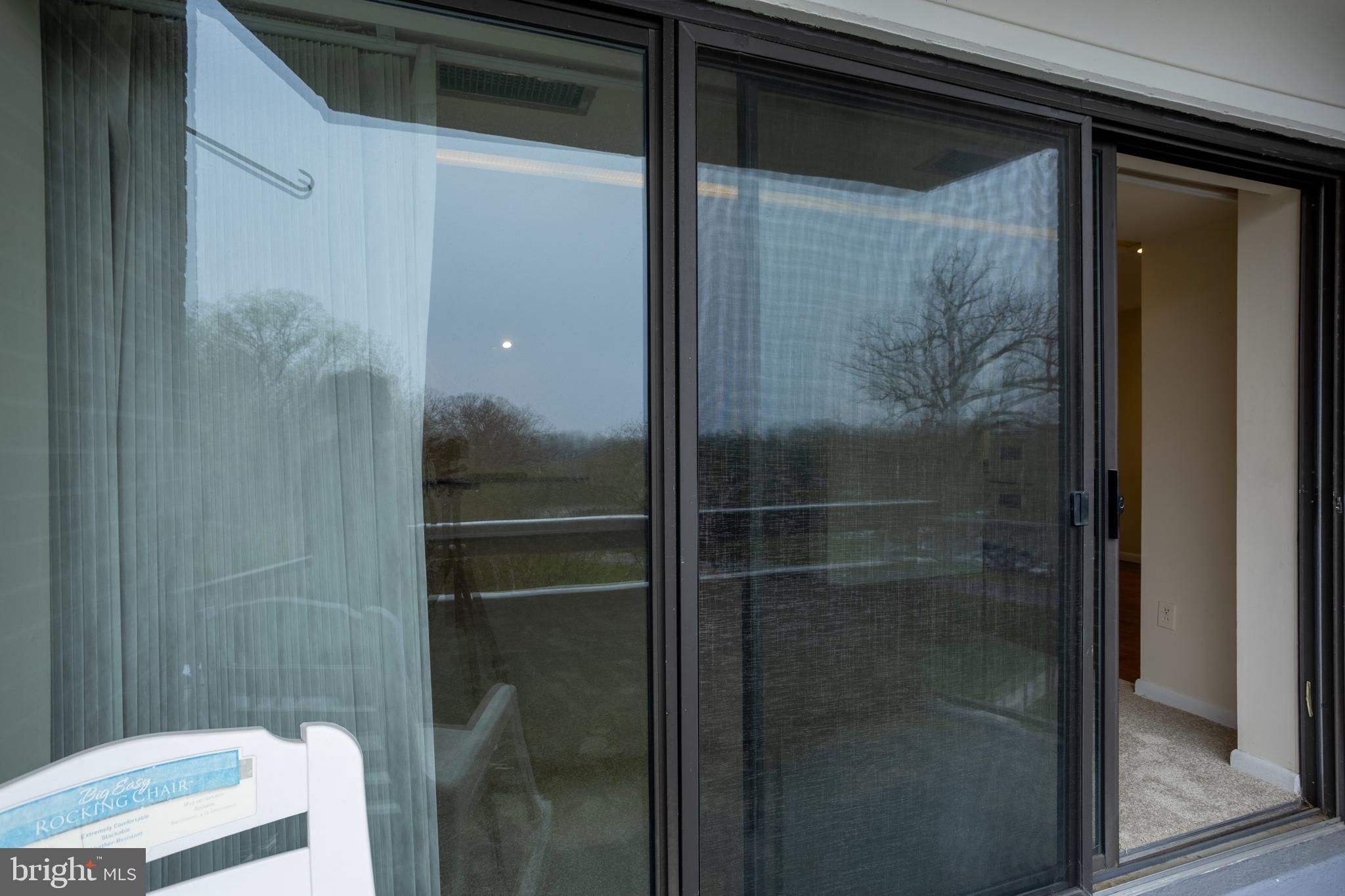 SUBURBAN OAKS - Residential