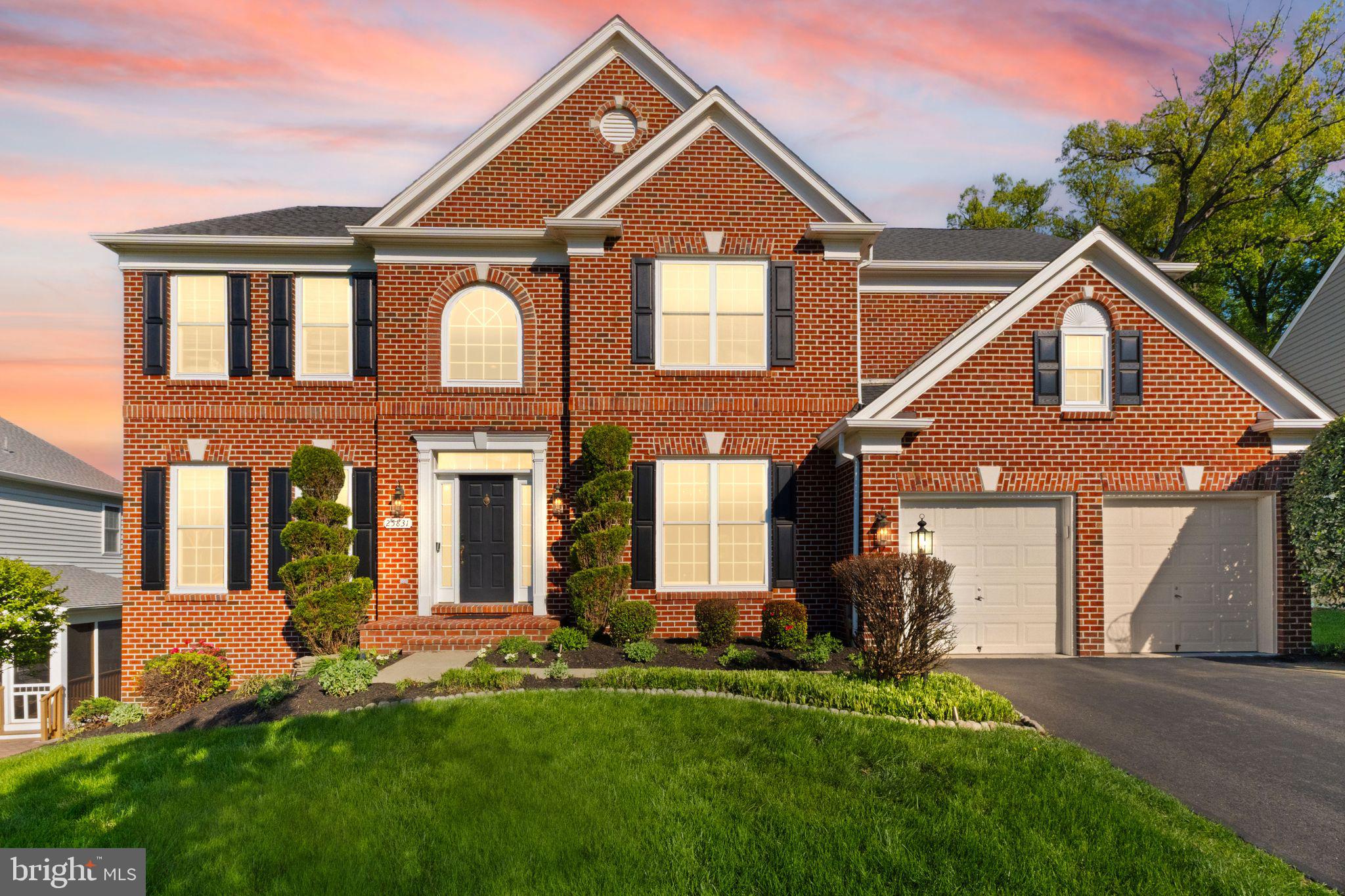 RIDINGS AT BLUE SPRINGS - Residential