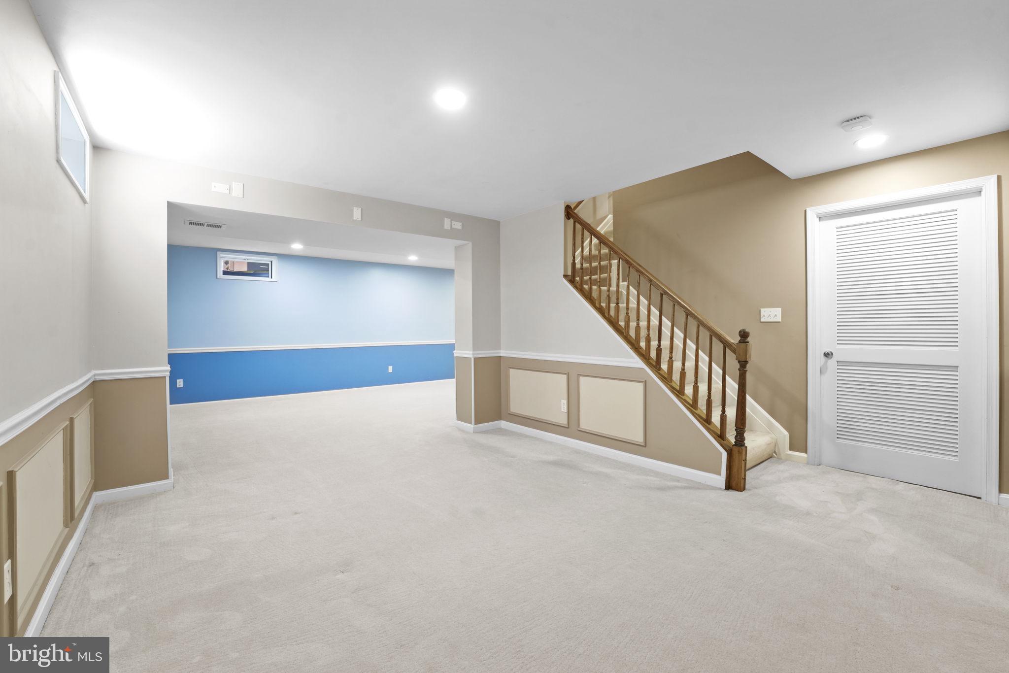 THE VILLAGES AT BRISTOL - Residential