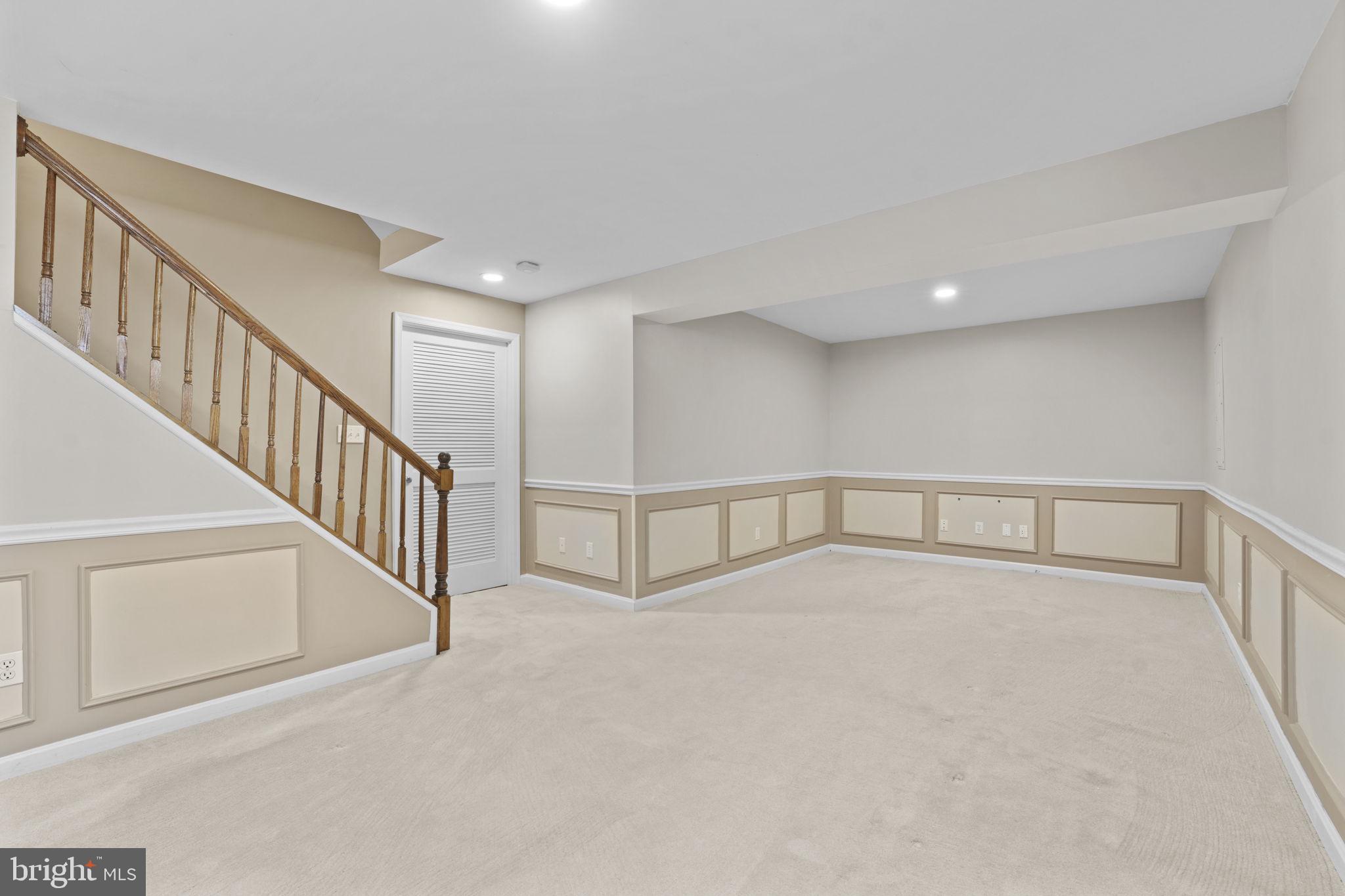 THE VILLAGES AT BRISTOL - Residential