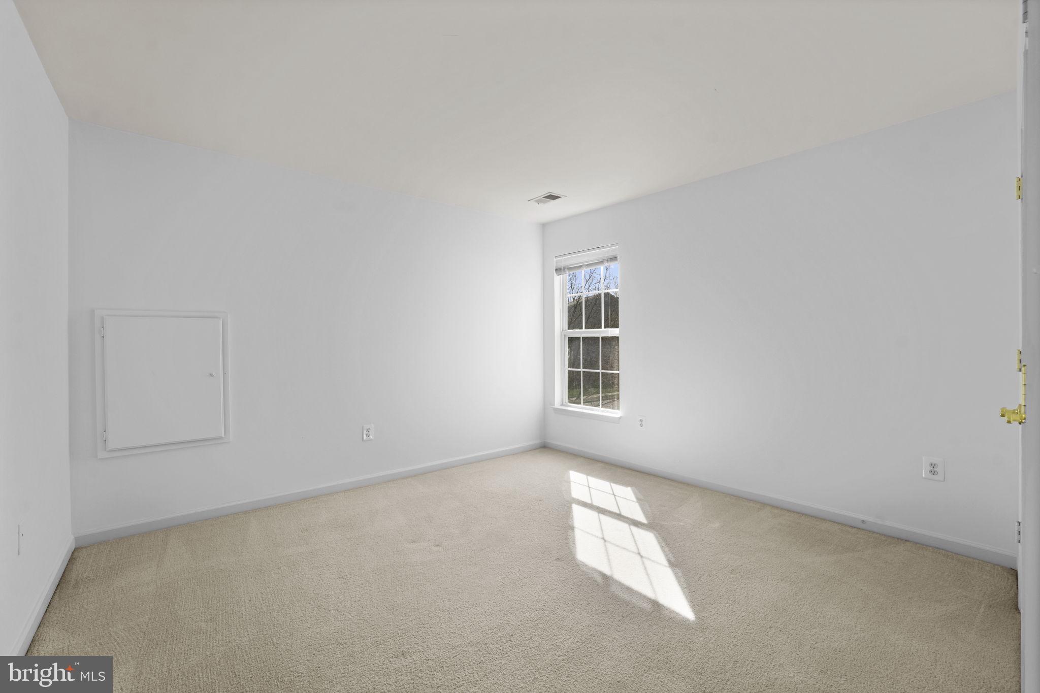 THE VILLAGES AT BRISTOL - Residential