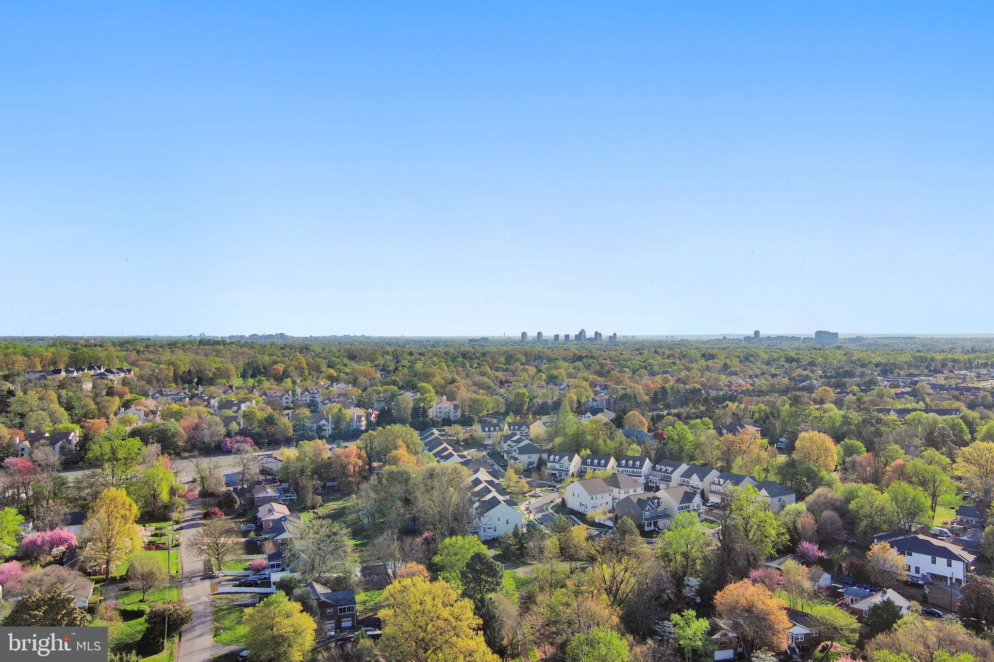 THE VILLAGES AT BRISTOL - Residential