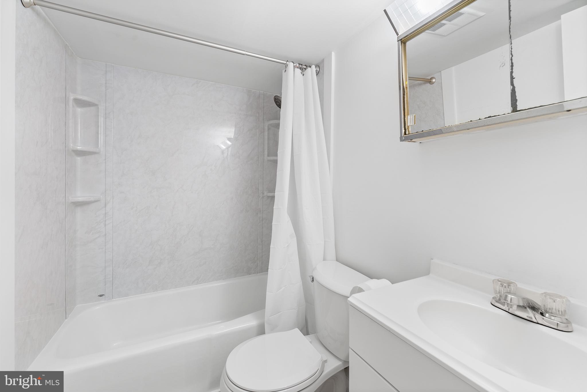 JULIAN WOODS - Residential