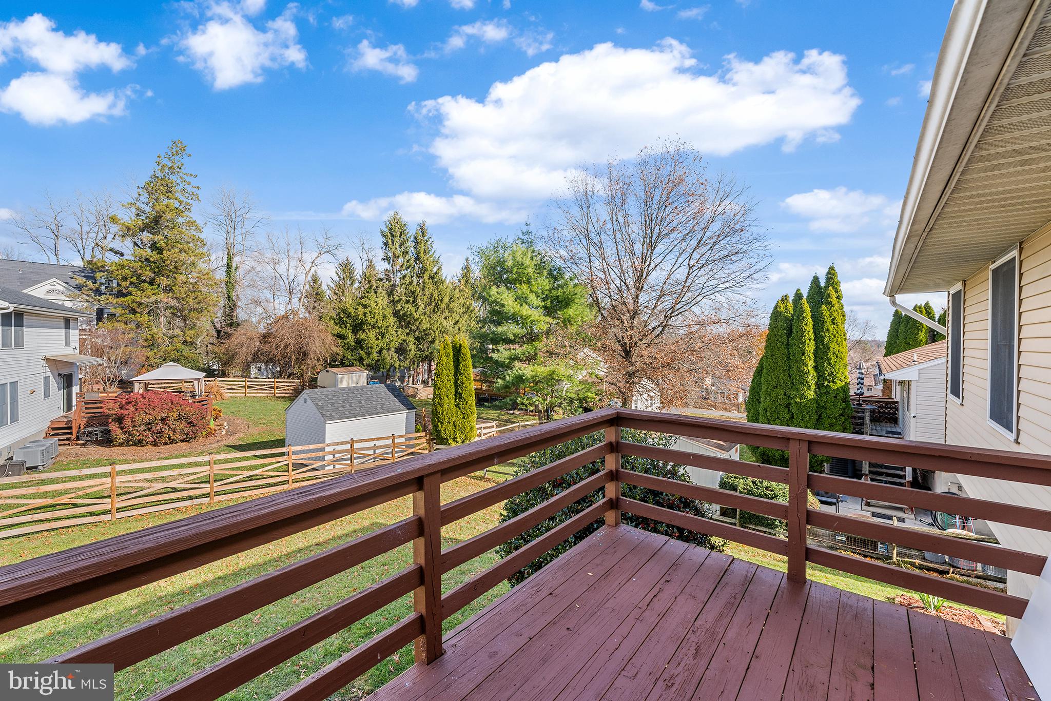 JULIAN WOODS - Residential