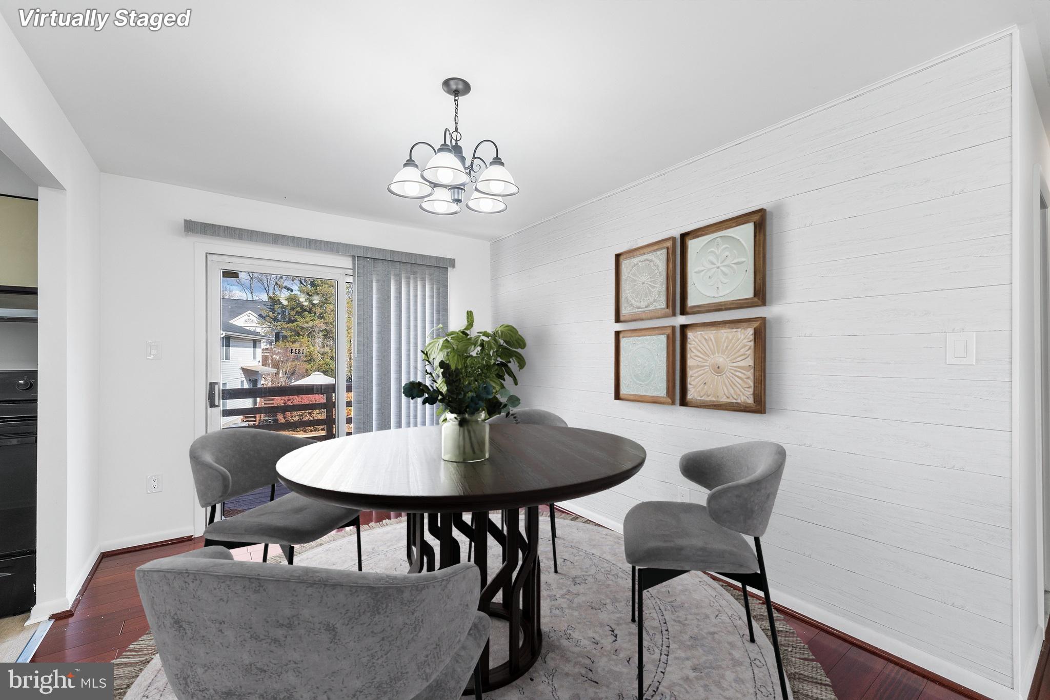 JULIAN WOODS - Residential