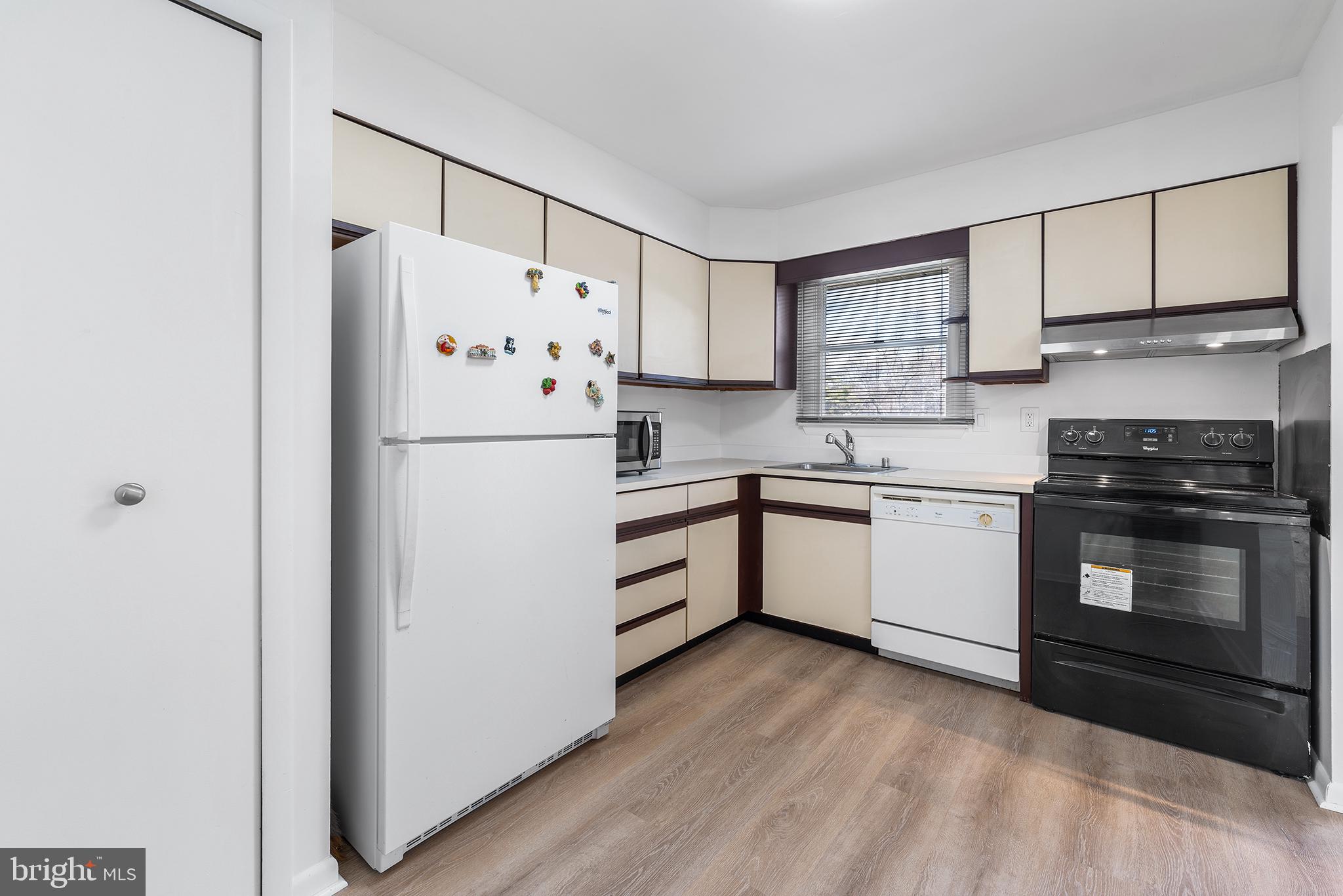 JULIAN WOODS - Residential