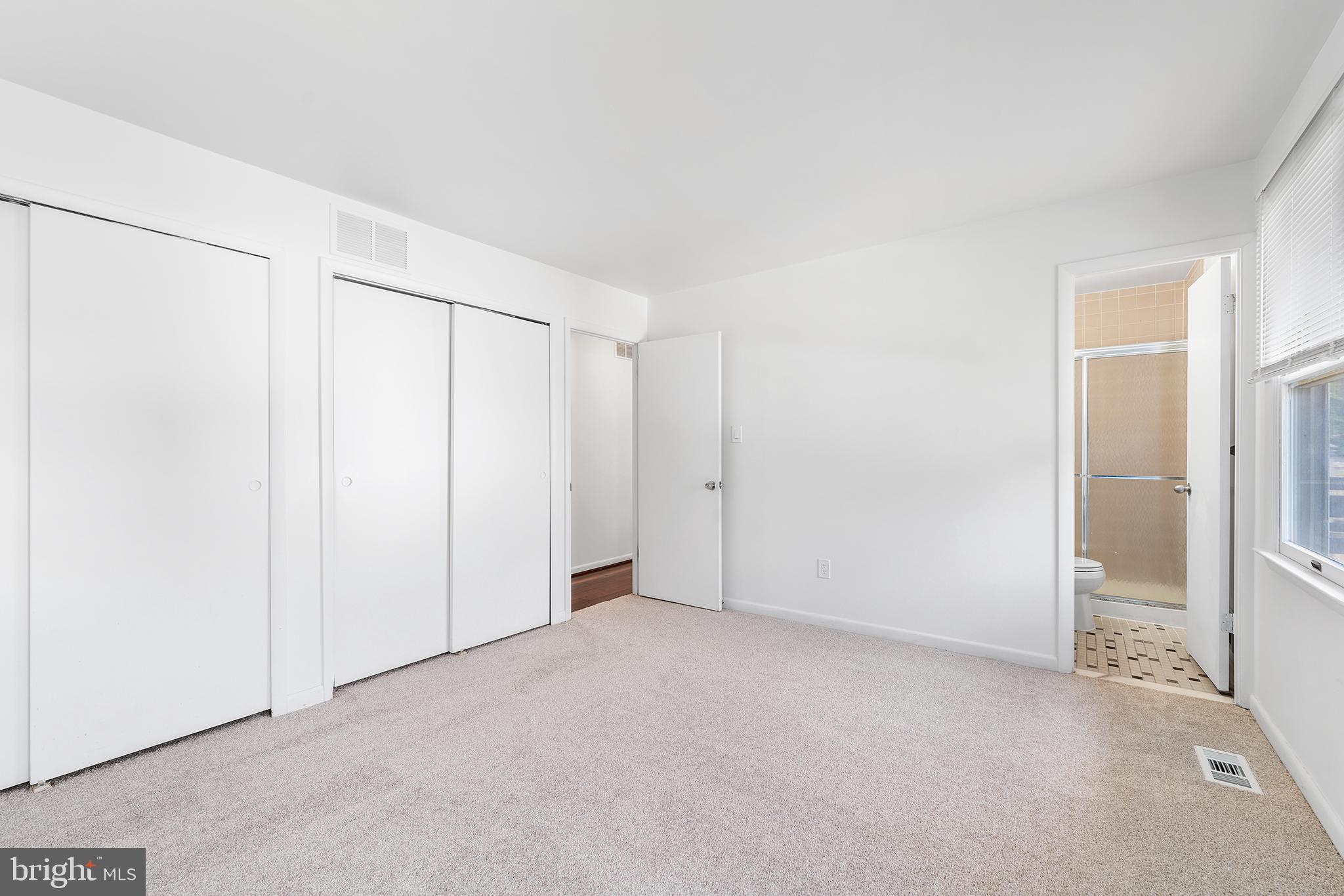 JULIAN WOODS - Residential