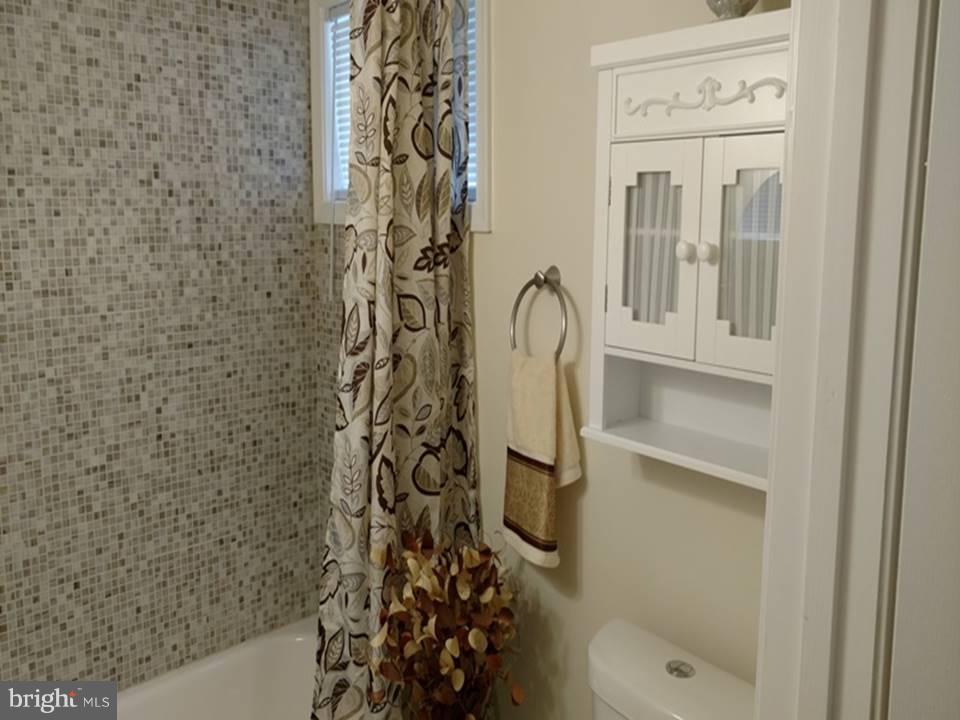 WEDGEWOOD - Residential