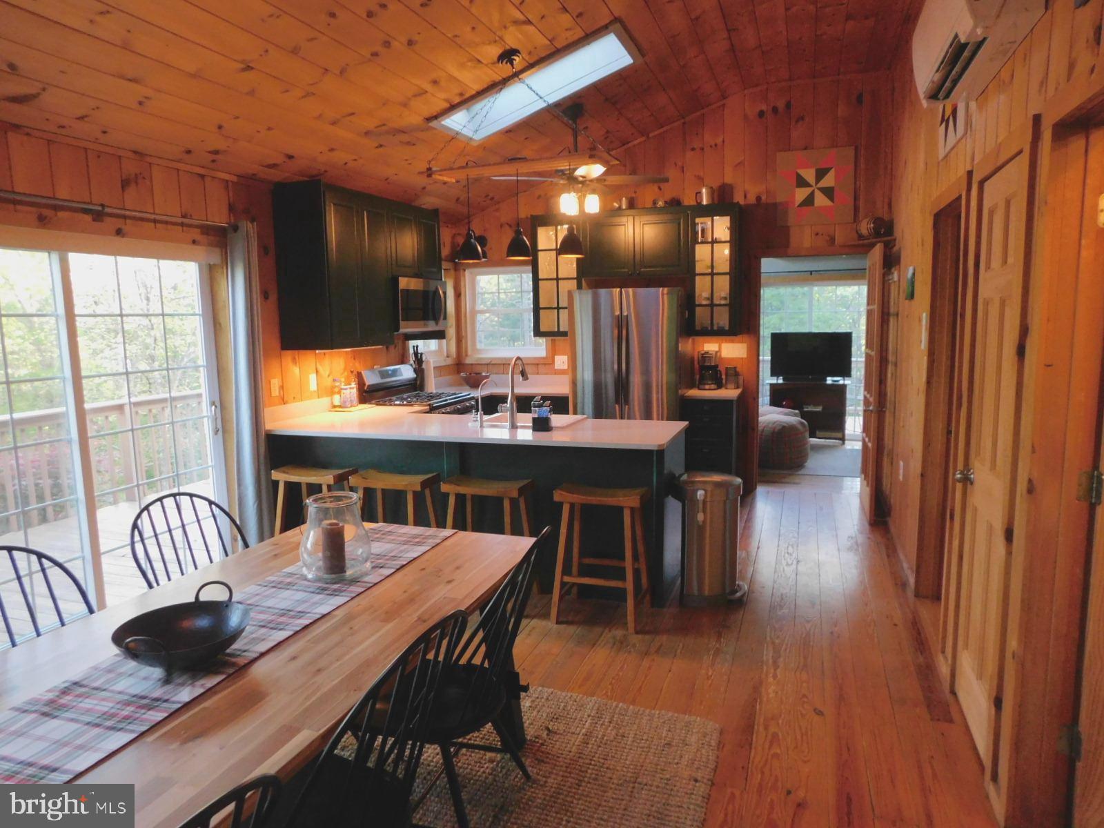 RUSH LICK HOLLOW - Residential