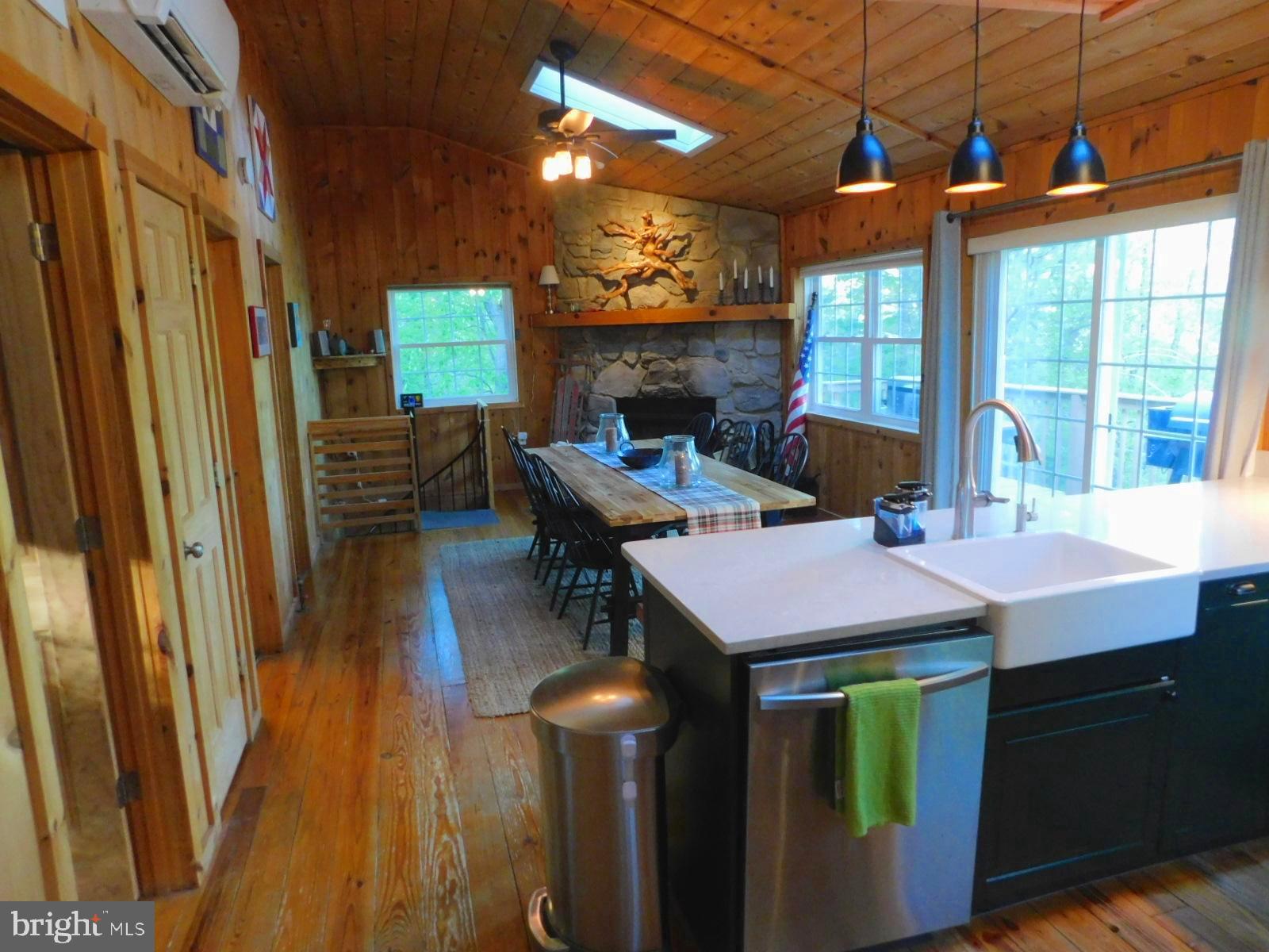 RUSH LICK HOLLOW - Residential