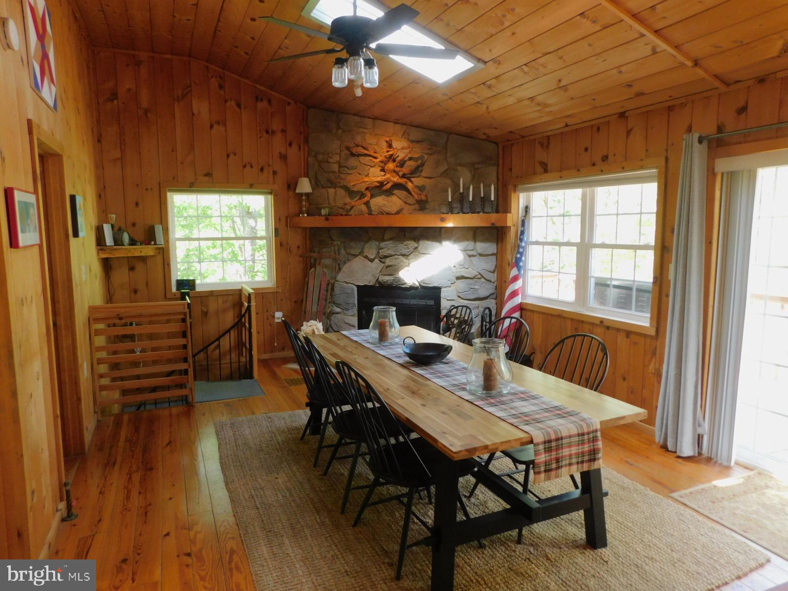 RUSH LICK HOLLOW - Residential