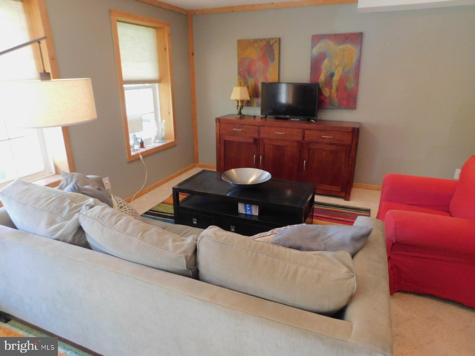 RUSH LICK HOLLOW - Residential