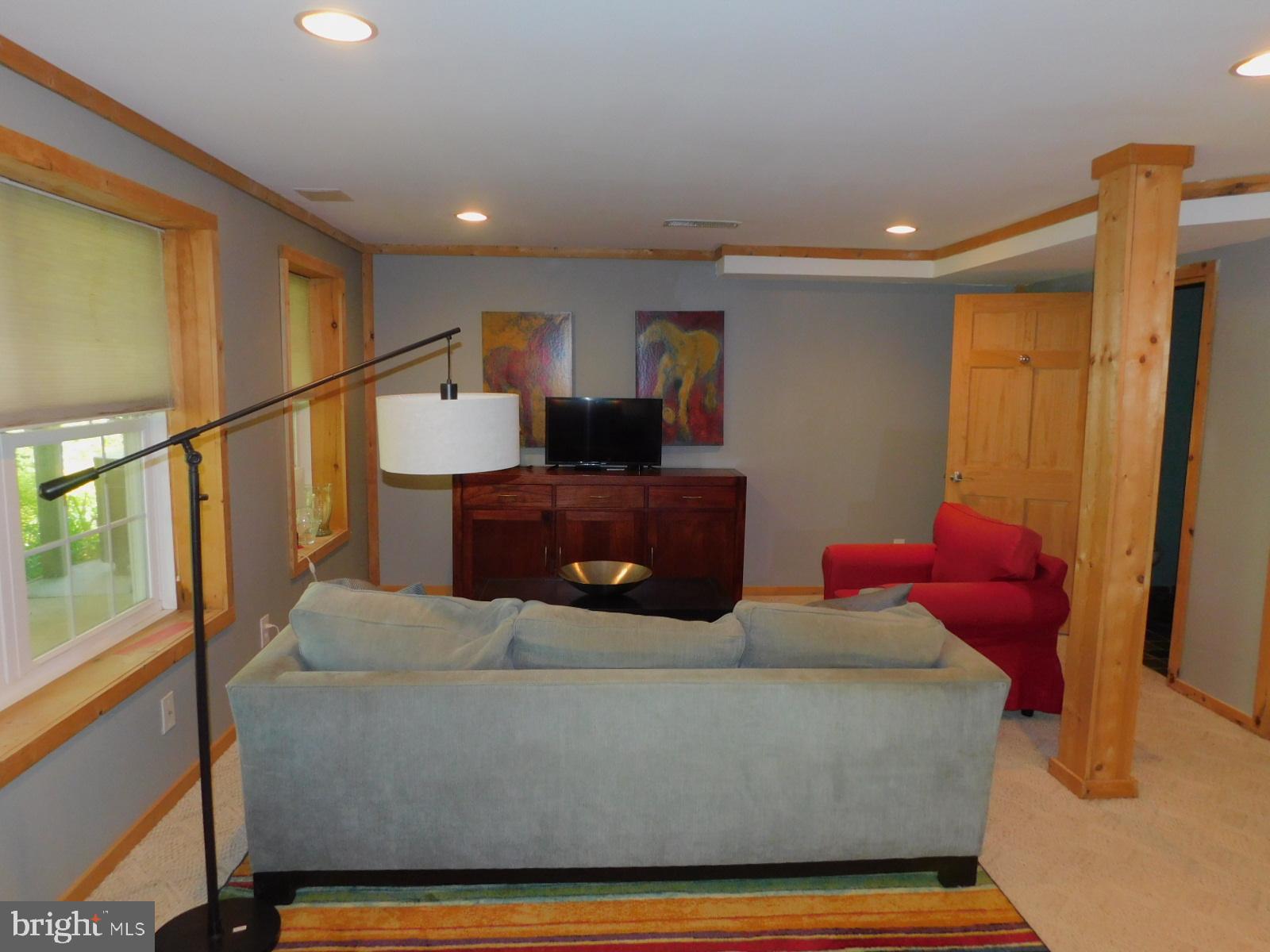 RUSH LICK HOLLOW - Residential