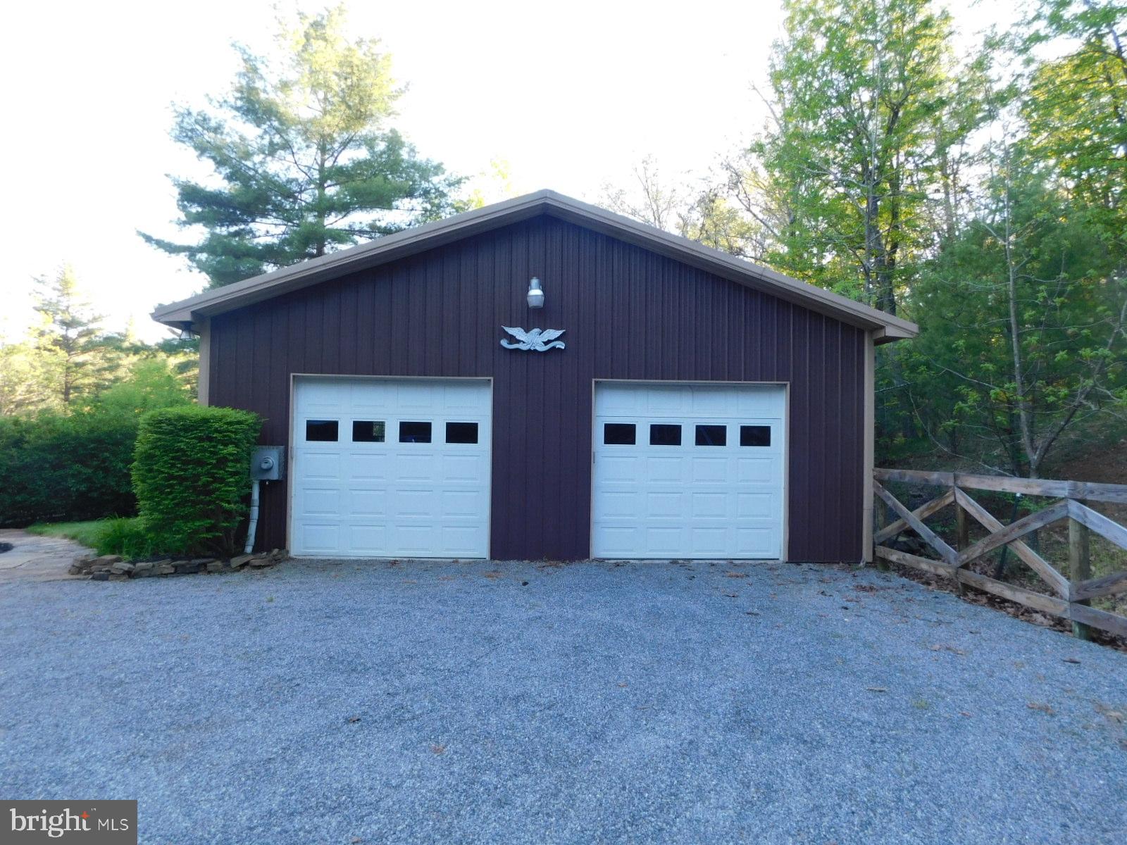 RUSH LICK HOLLOW - Residential