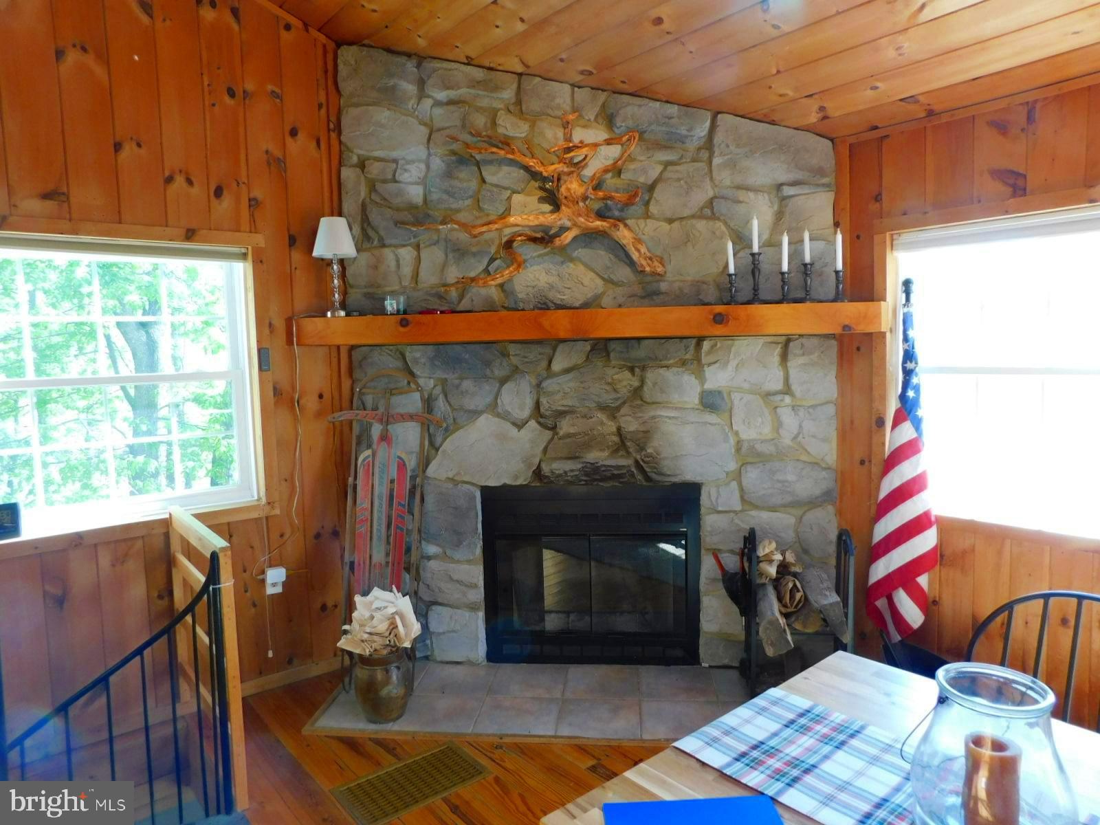 RUSH LICK HOLLOW - Residential