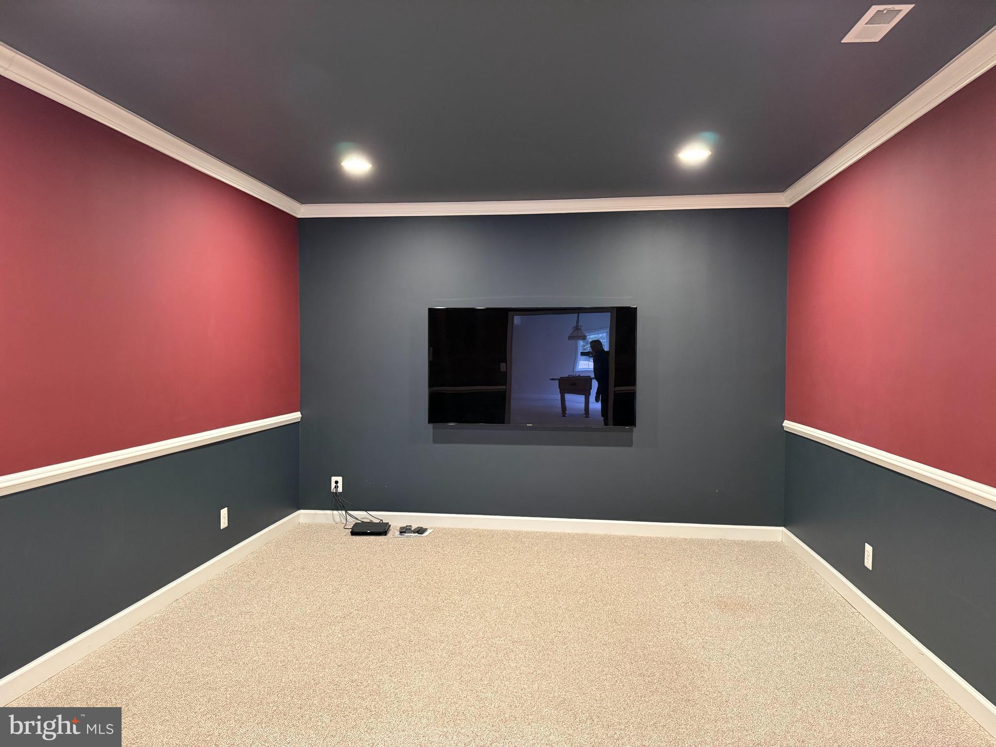 LAKE JAMESON - Residential