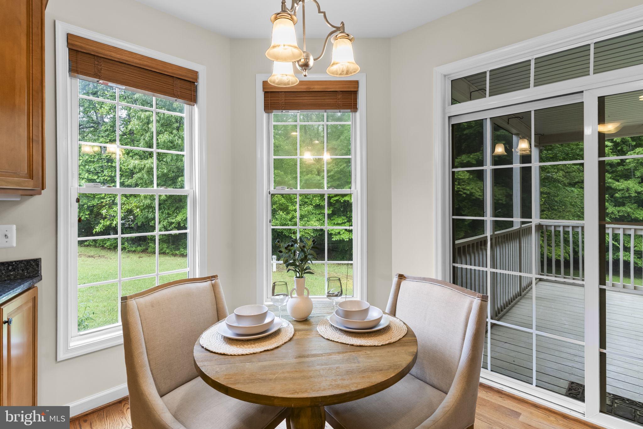 LAKE JAMESON - Residential