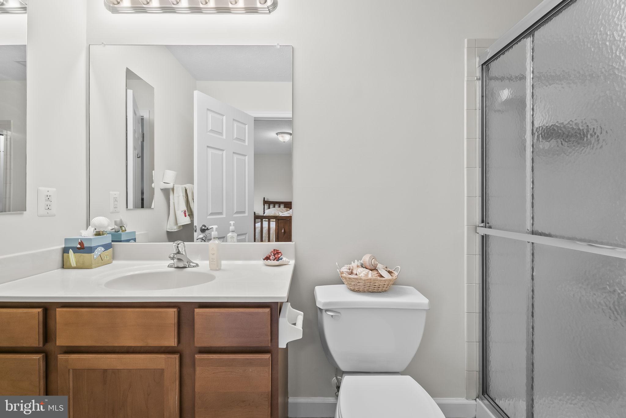 LAKE JAMESON - Residential