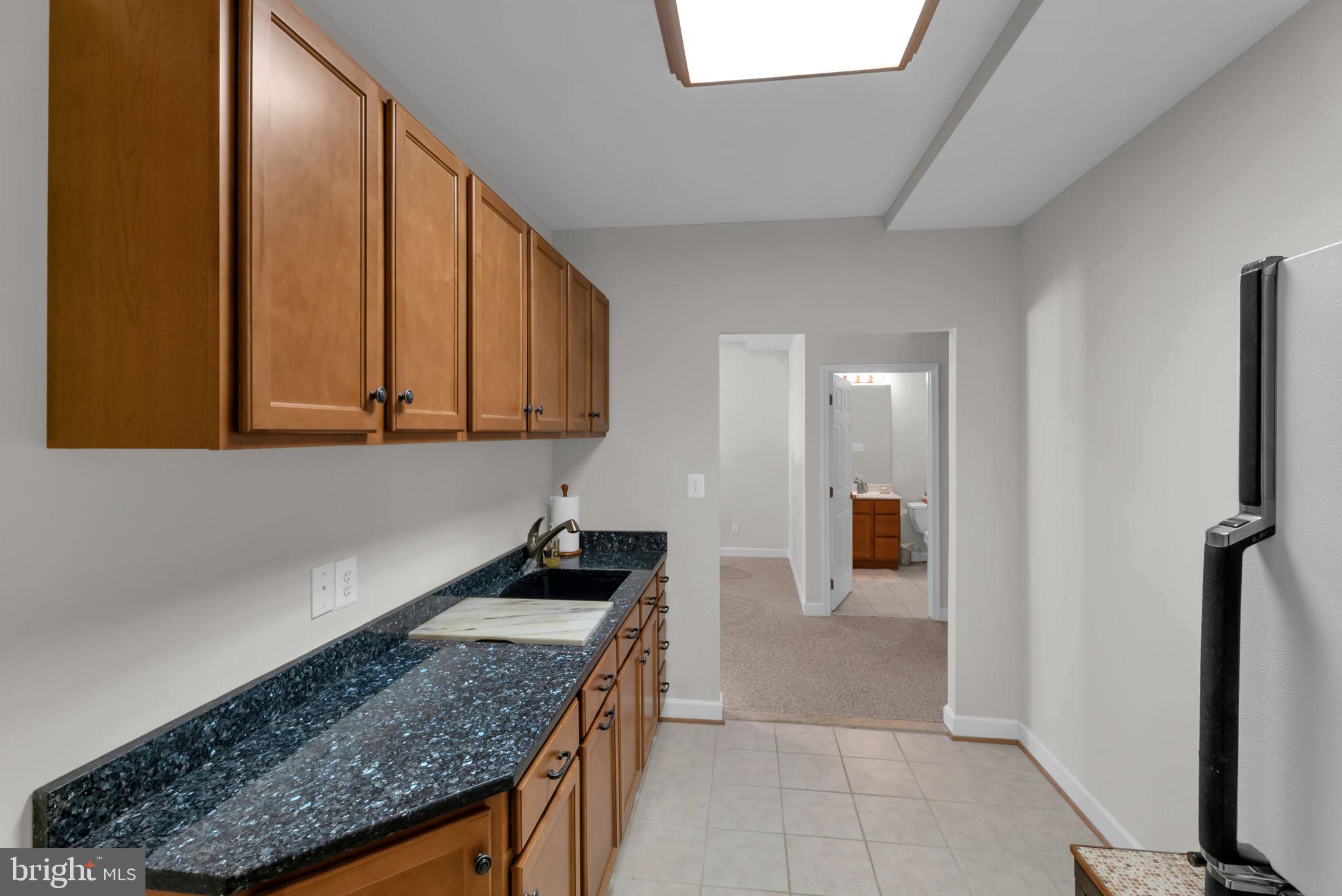 LAKE JAMESON - Residential