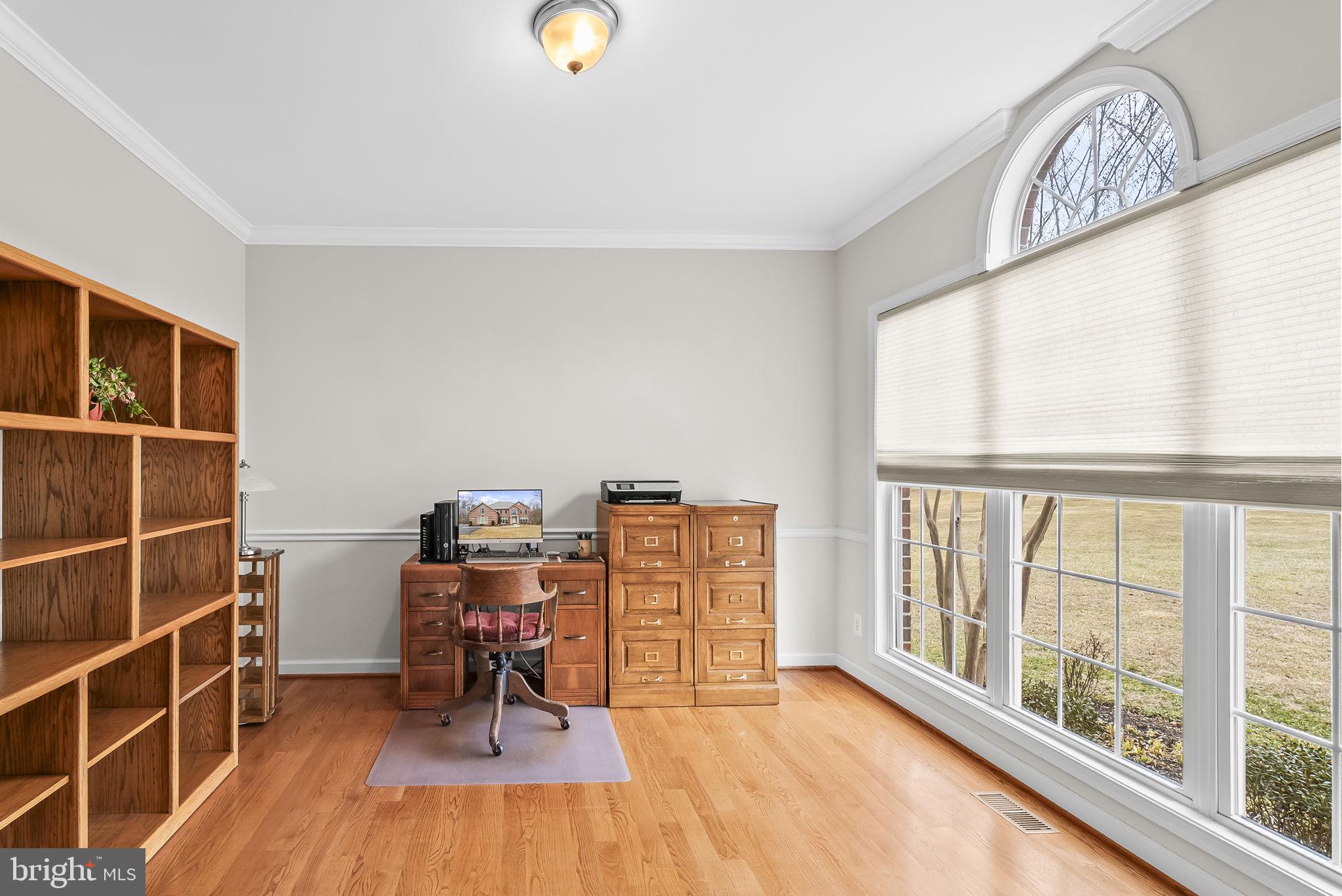 LAKE JAMESON - Residential