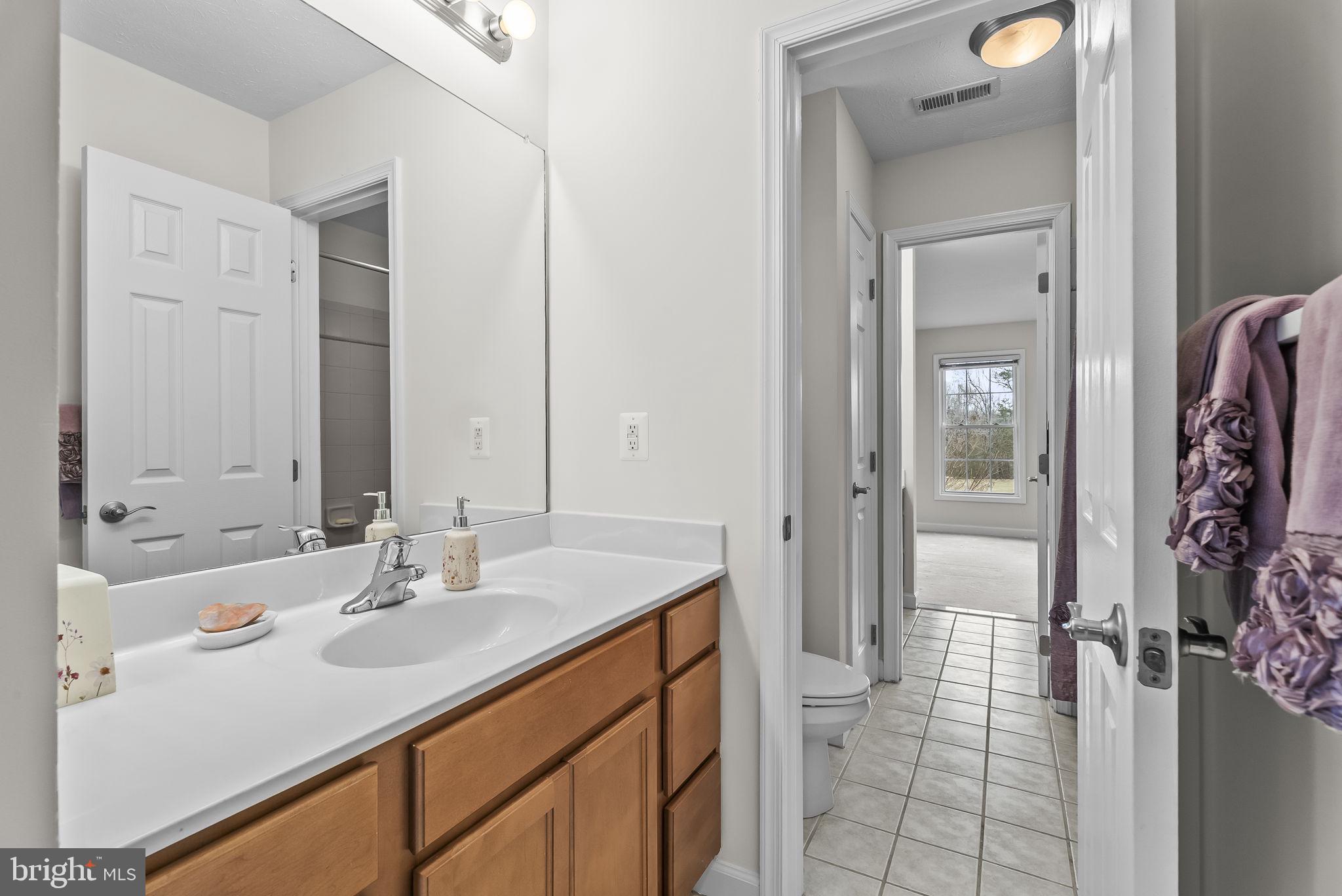 LAKE JAMESON - Residential