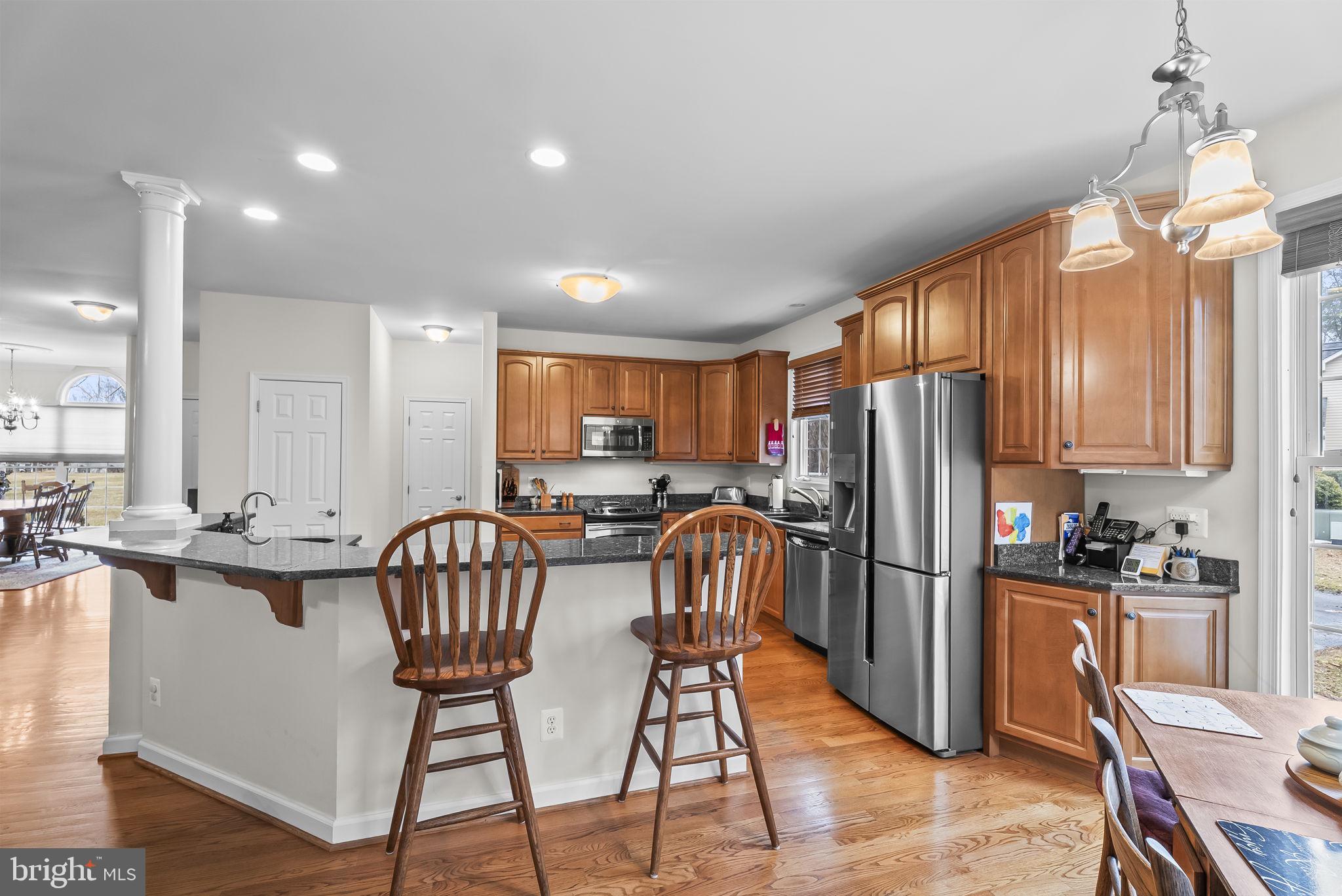 LAKE JAMESON - Residential