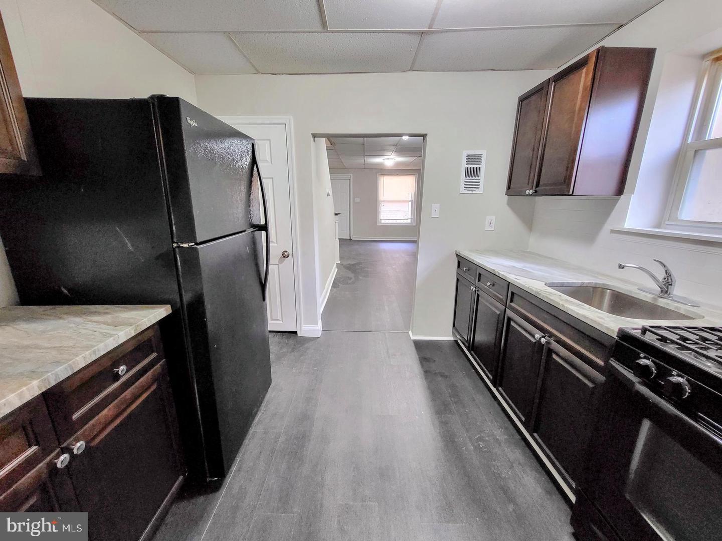 POINT BREEZE - Residential