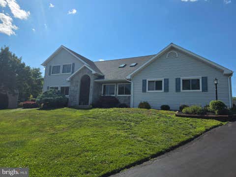 Photo of 2380 Barrister Drive, YORK, PA 17404 (MLS # PAYK2106372)