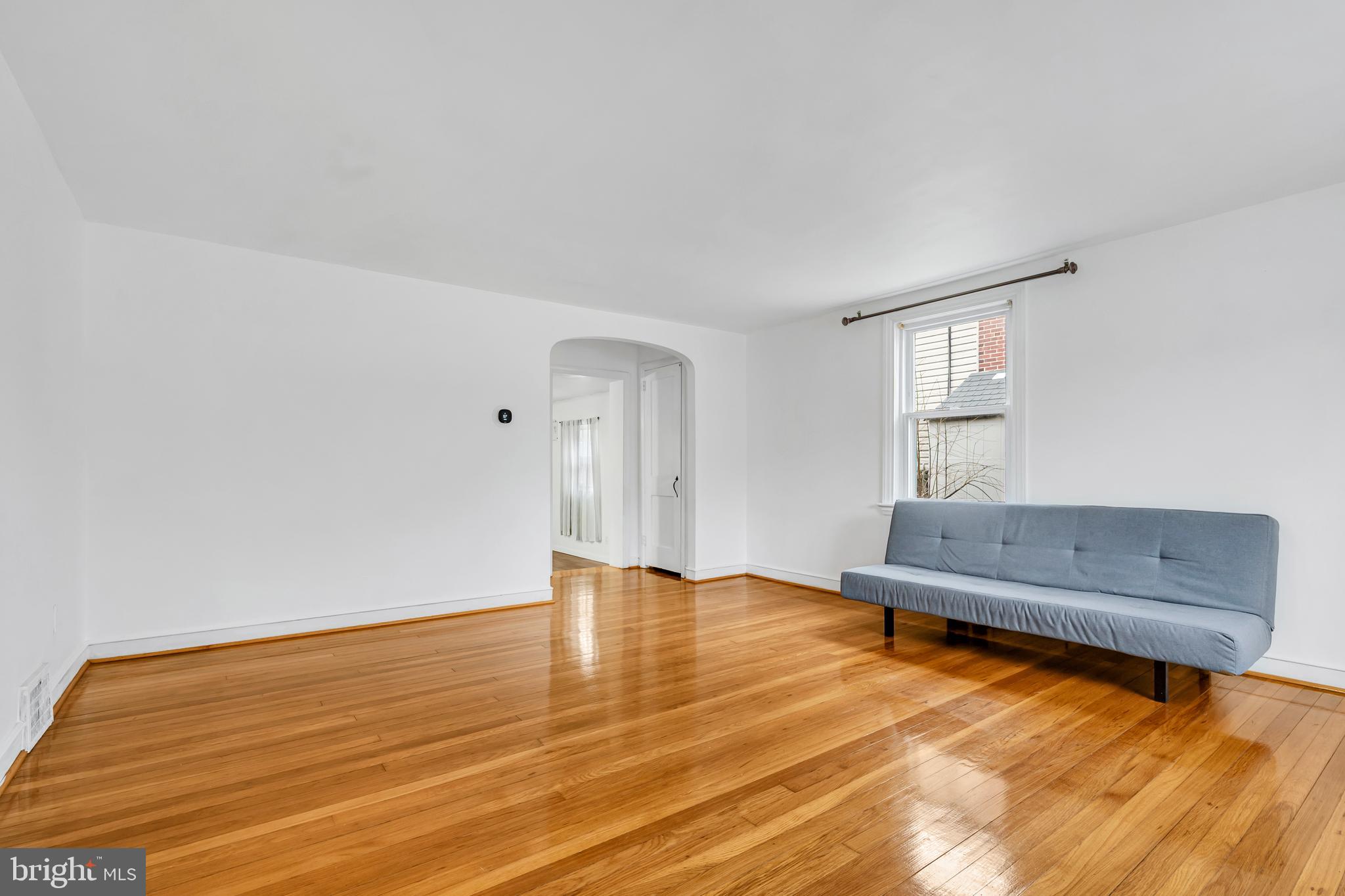 COLONIAL PARK - Residential