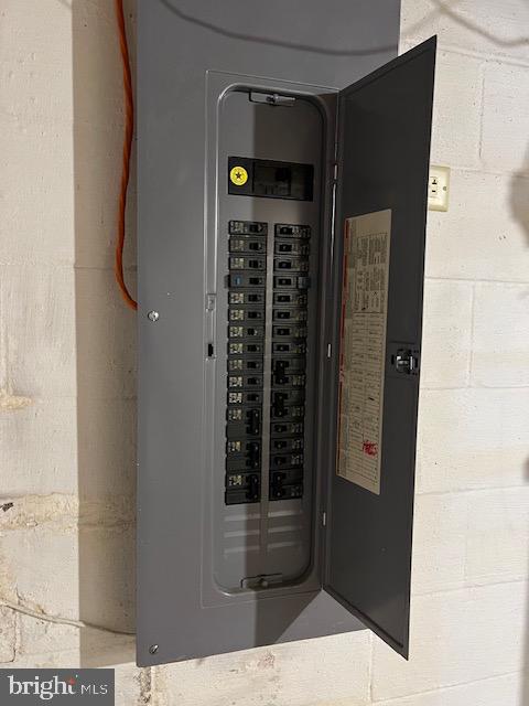 JOHNSON HEIGHTS - Residential