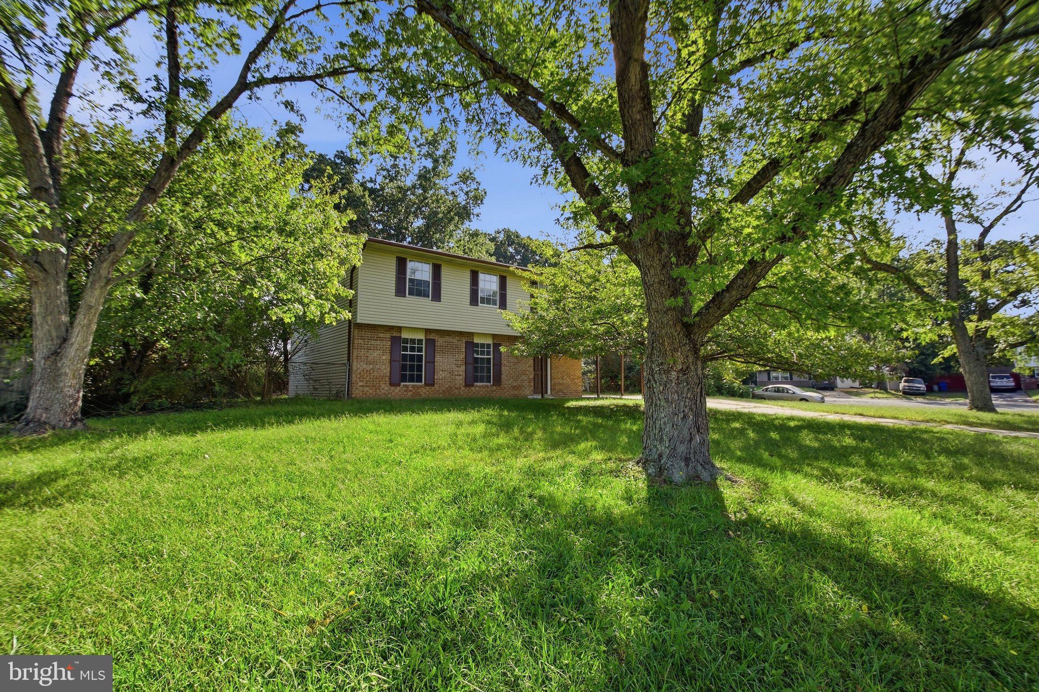 721 UNIVERSITY DRIVE