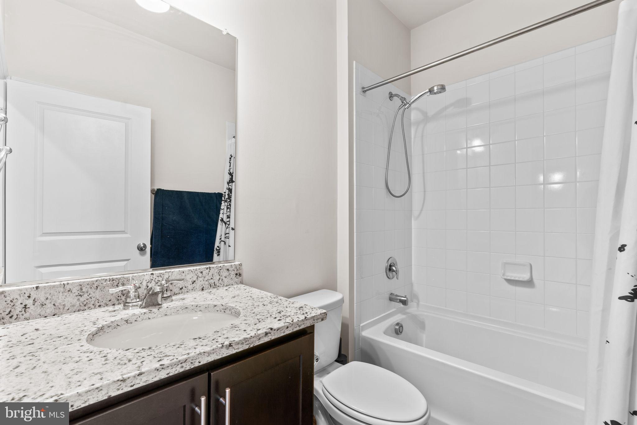 PARKSIDE - Residential Lease