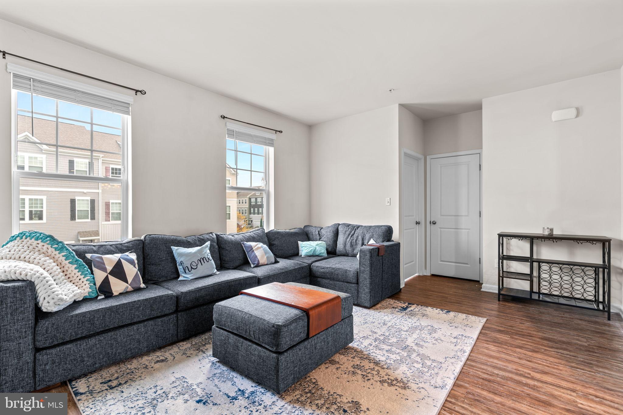 PARKSIDE - Residential Lease