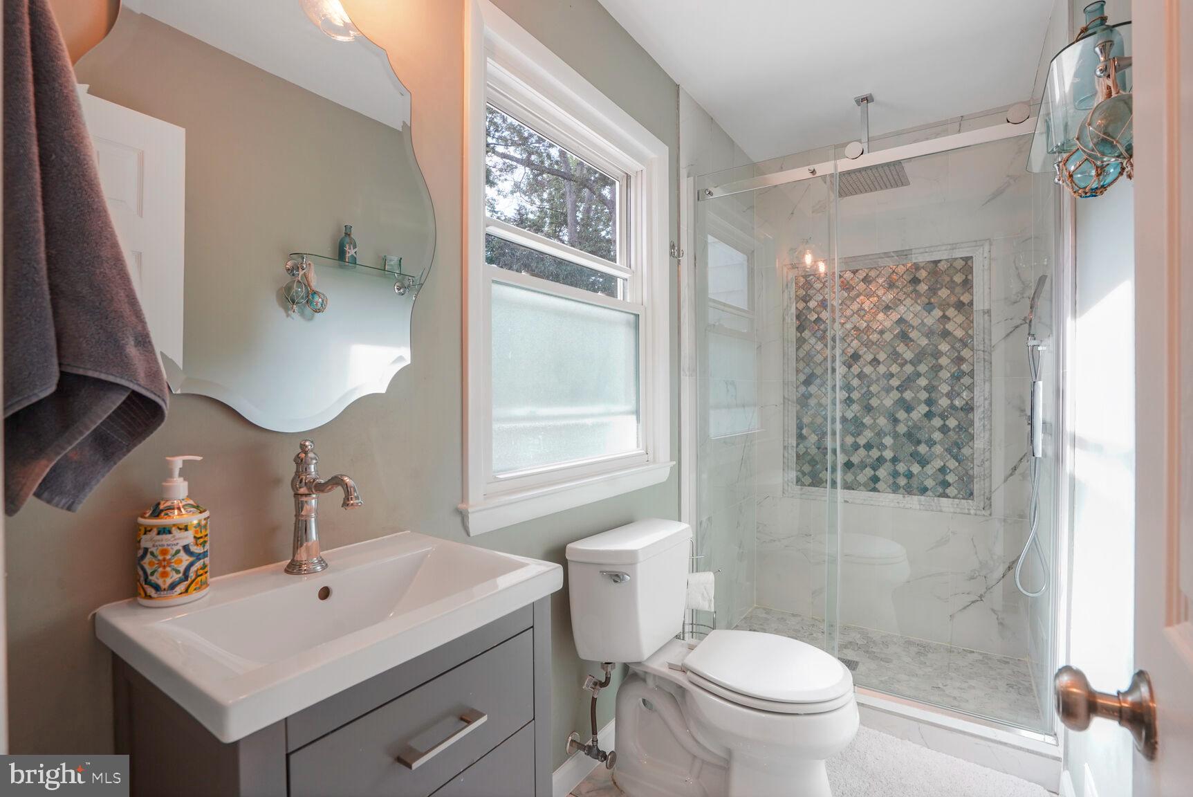 DUNN LORING WOODS - Residential