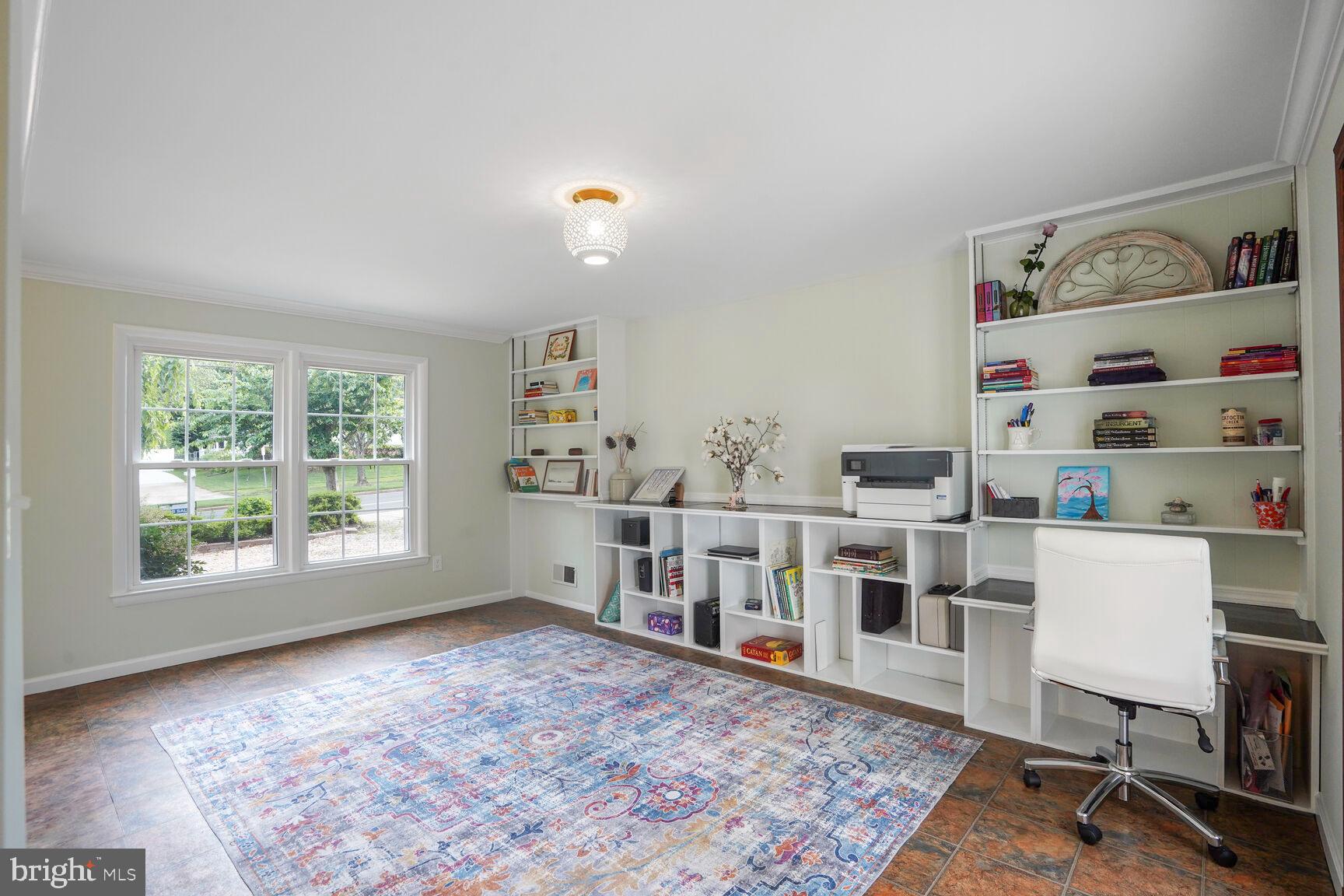 DUNN LORING WOODS - Residential