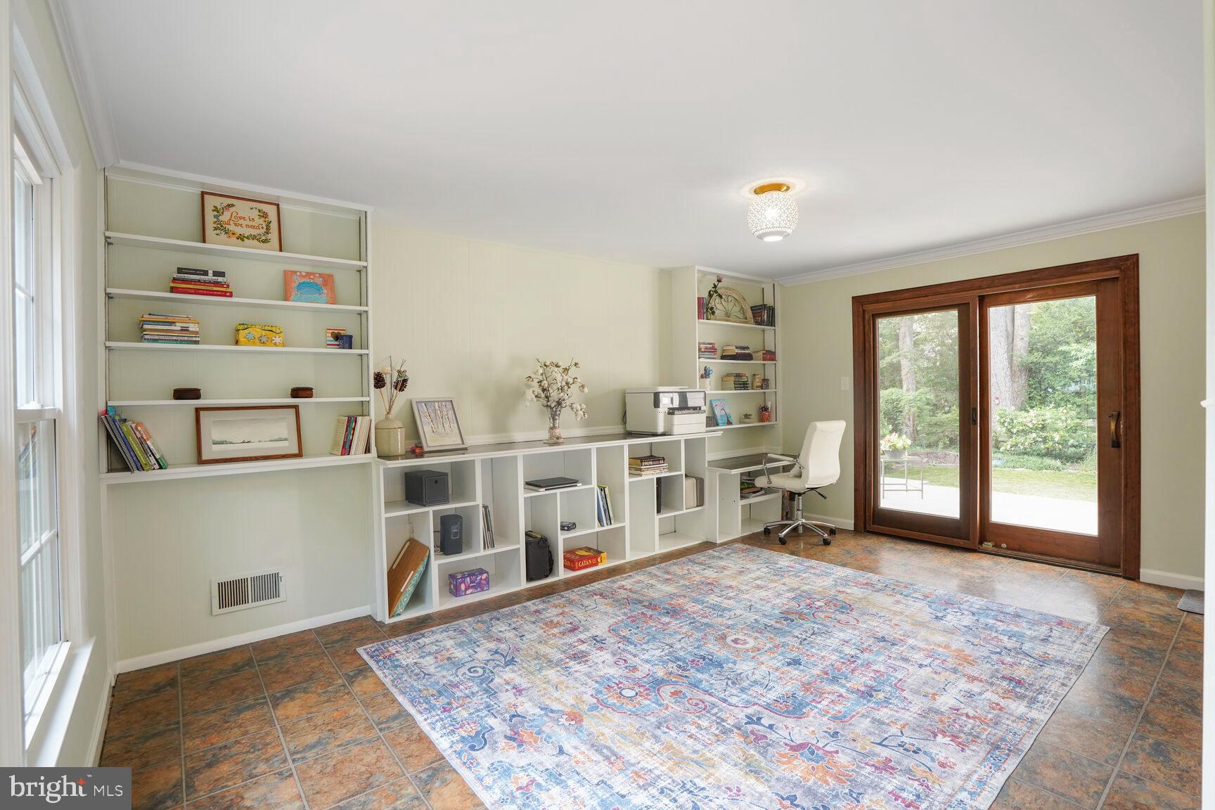 DUNN LORING WOODS - Residential