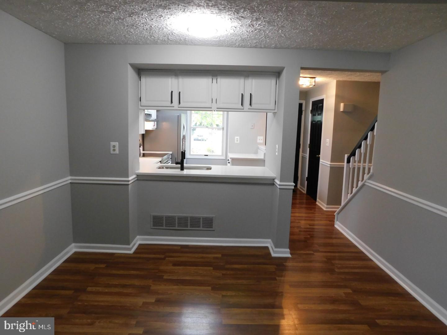 GUNNERS LAKE VILLAGE - Residential