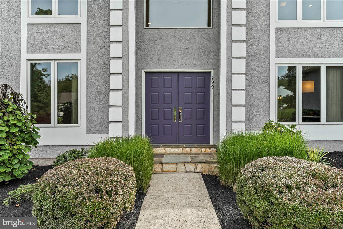 499 GROUSE CIRCLE