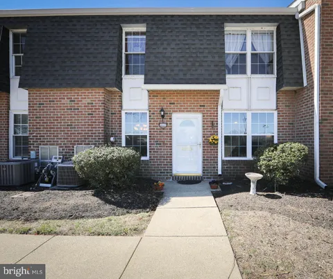 2007 Harbour Drive, Palmyra, NJ MLS: NJBL2083176