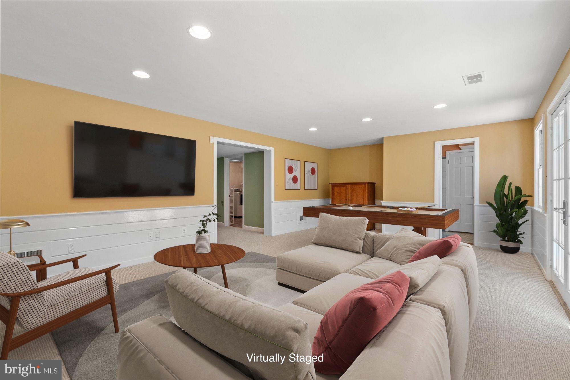 CHEVY CHASE - Residential