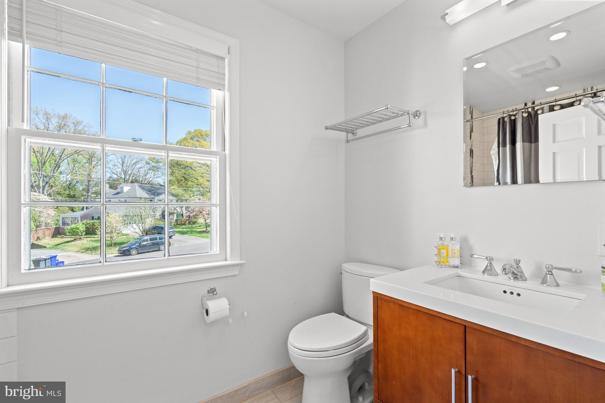 CHEVY CHASE - Residential