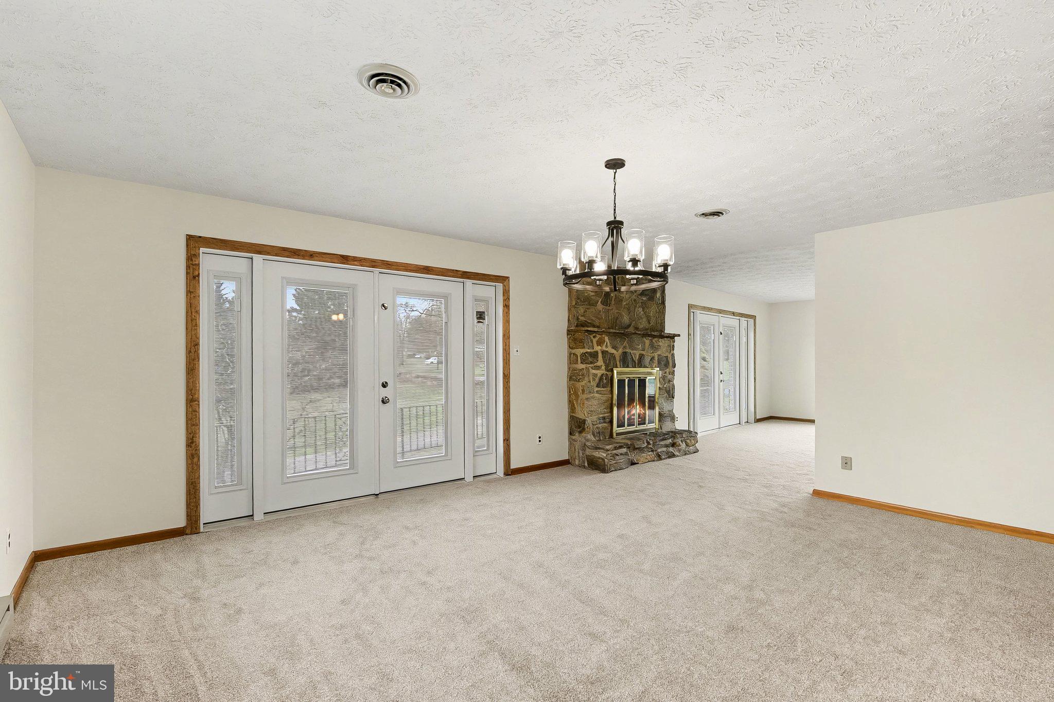 LIBERTY GROVE - Residential