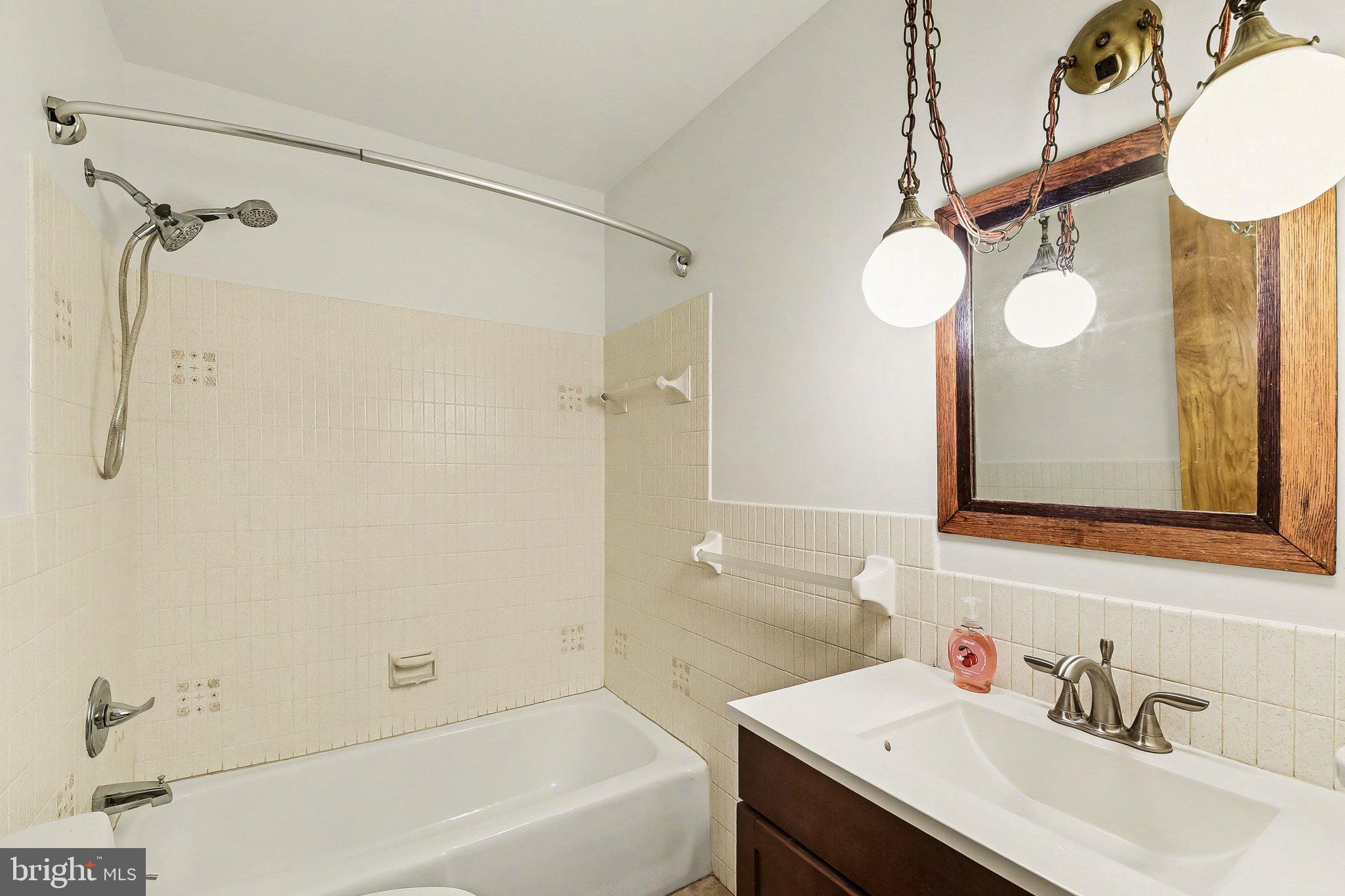 LIBERTY GROVE - Residential