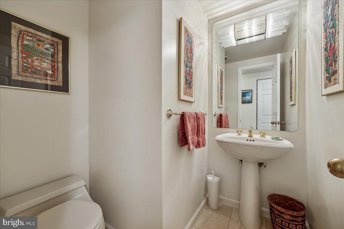 SOMERSET HOUSE - Residential