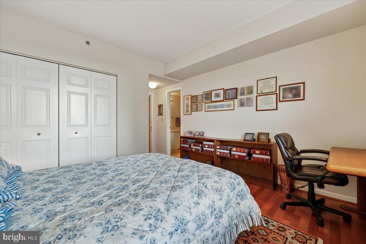 SOMERSET HOUSE - Residential