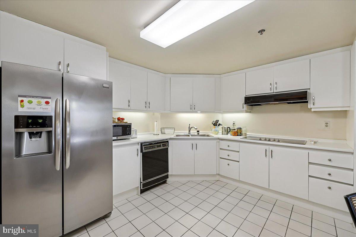 SOMERSET HOUSE - Residential