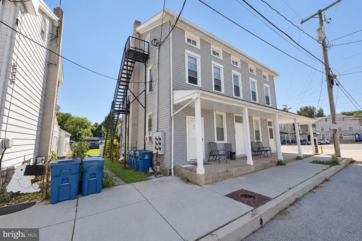 8 E BROADWAY STREET E